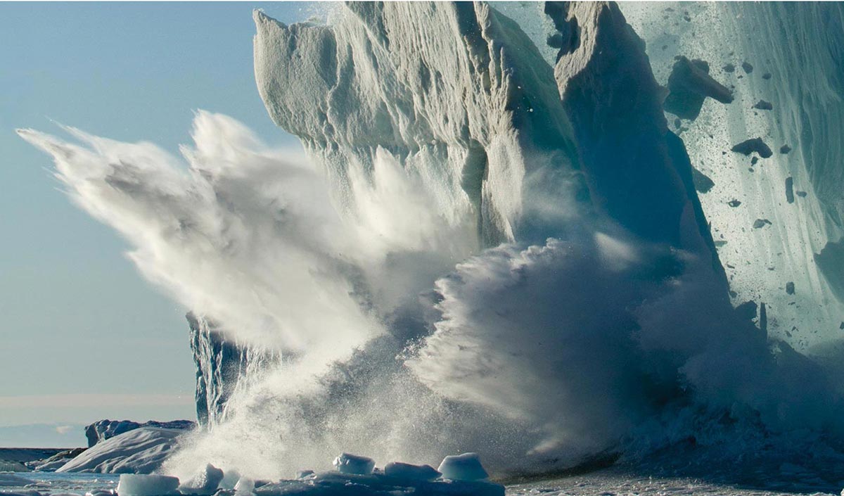 Calving ice sheet